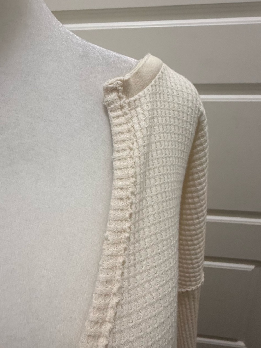 We the Free. Oversized Waffle Dolman Sleeve Thermal. Cream. Size Small. - Picture 5 of 12